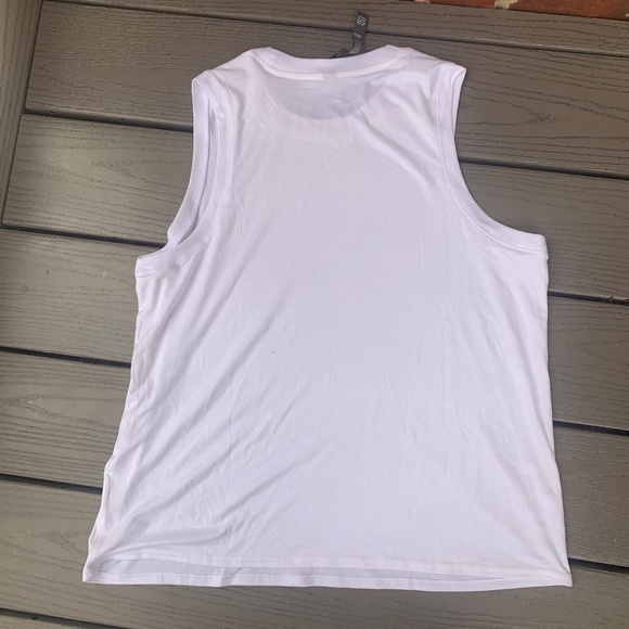 Vuori Pose Plyo Tank, Daily Crop Tank, Energy Top - Picture 13 of 15